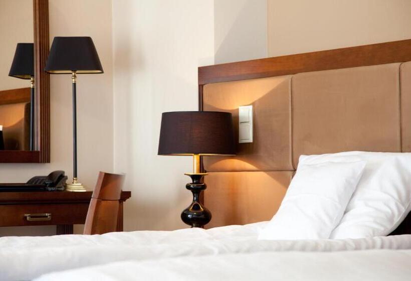 Номер Executive, & Medi Spa Biały Kamień