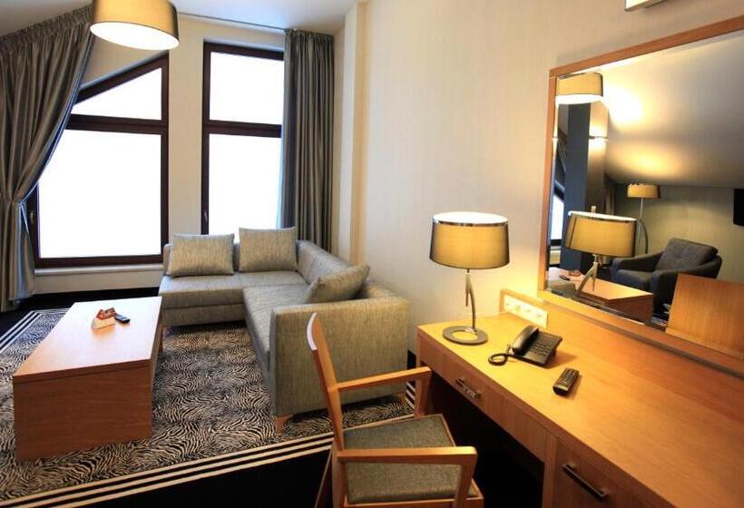 اتاق خانوادگی, & Medi Spa Biały Kamień