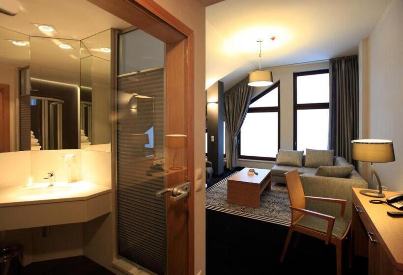 Семейный Номер, & Medi Spa Biały Kamień