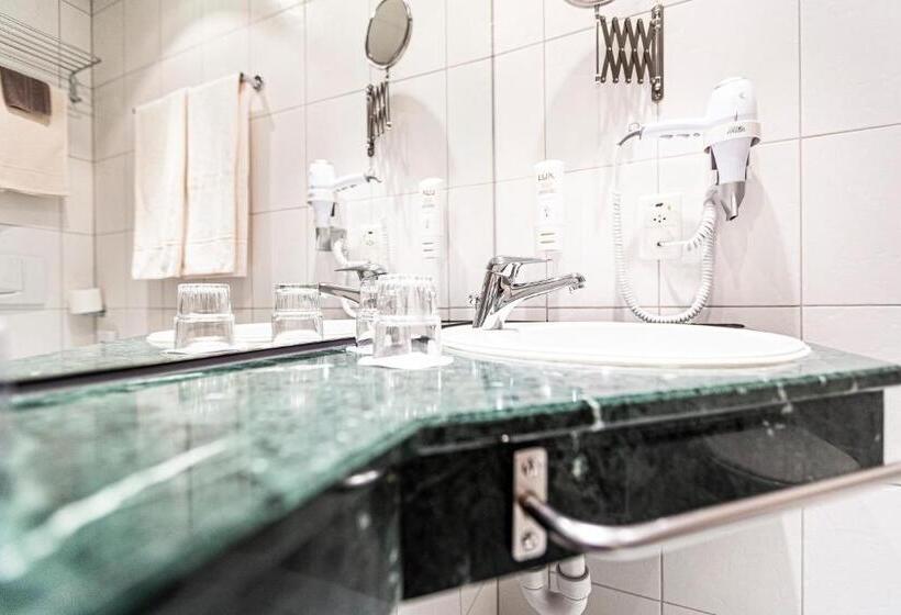 Camera Standard, Münchwilen