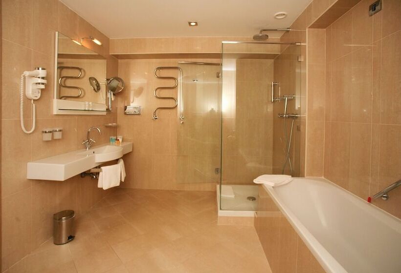 اتاق خانوادگی با چشمانداز دریا, Monte Casa Spa & Wellness