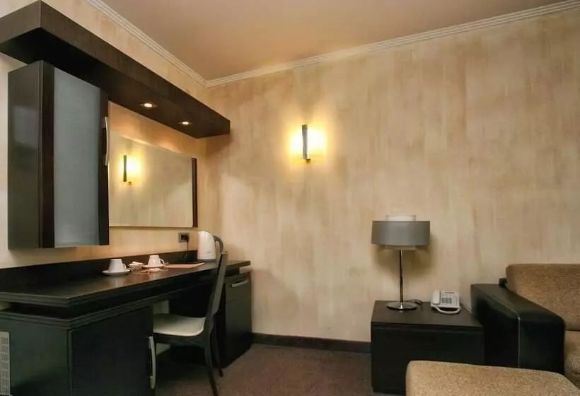 اتاق خانوادگی با چشم‌انداز دریا, Monte Casa Spa & Wellness