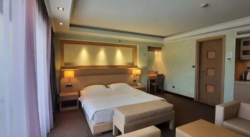 استودیو استاندارد با چشم‌انداز پارک, Monte Casa Spa & Wellness