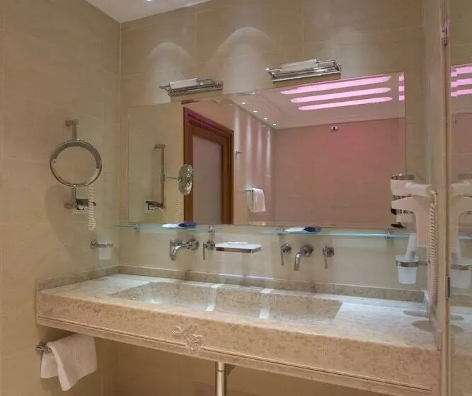 سوئیت ریاست جمهوری 2 خوابه, Monte Casa Spa & Wellness