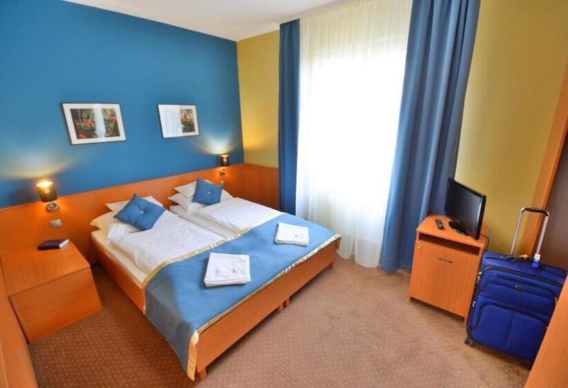 غرفة قياسية, Platan