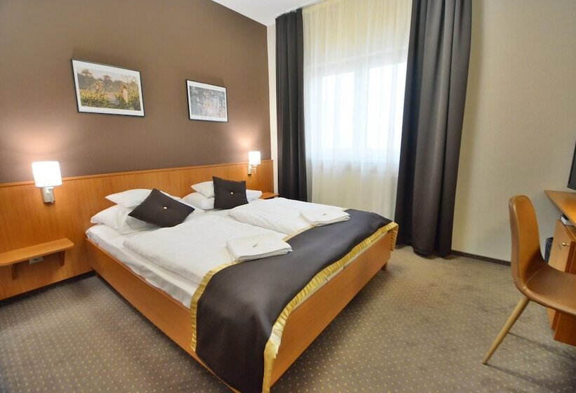 غرفة قياسية, Platan