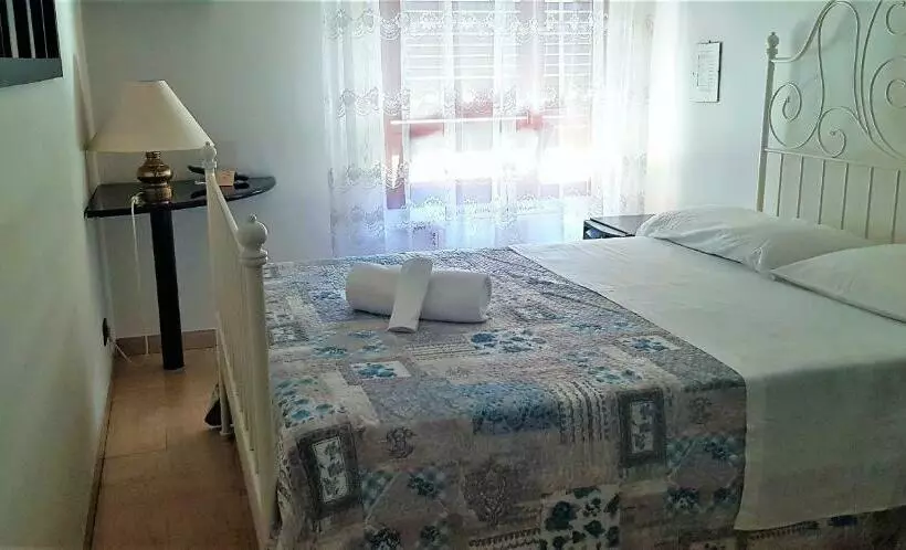 اتاق استاندارد, Provenza