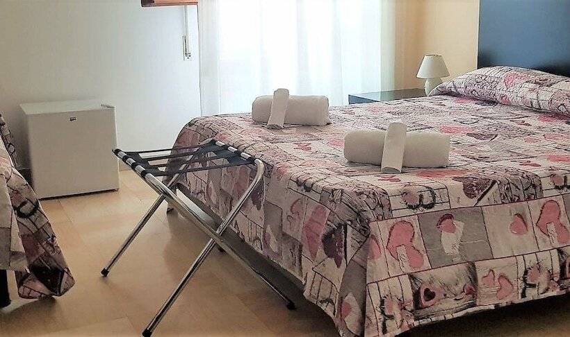 标准三人间, Provenza