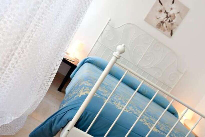 标准三人间, Provenza