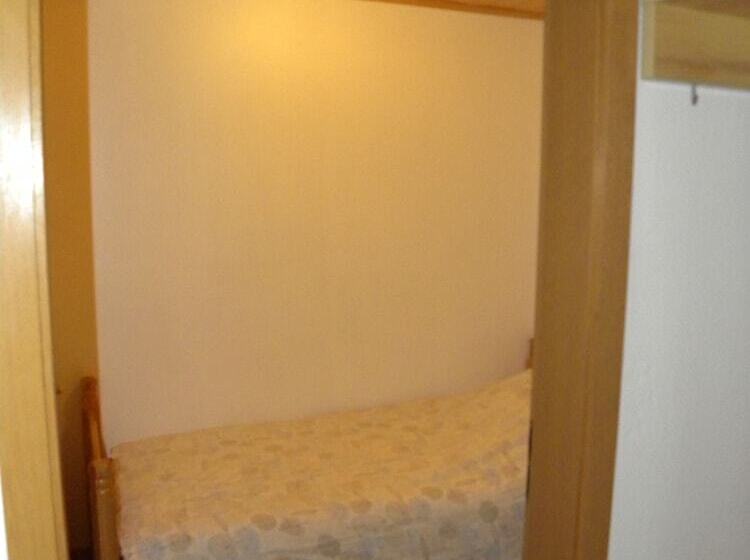 חדר סטנדרט לשלושה, Restaurant Walliser Sonne