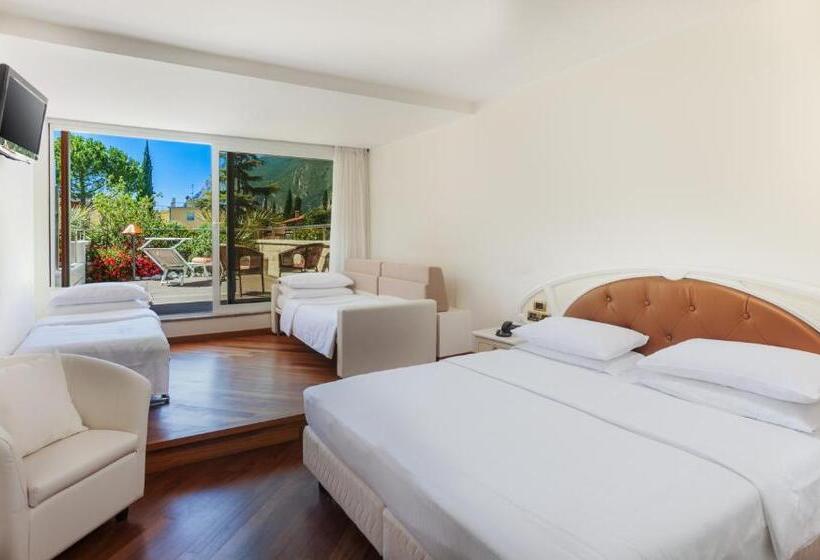 ファミリールーム, Savoy Palace   Tonellihotels