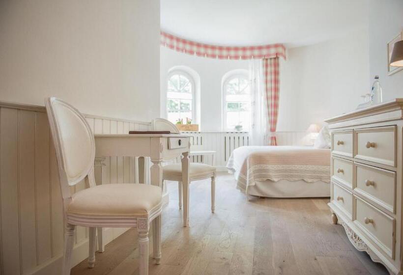 Premiumzimmer mit Meerblick, Strandhotel Glücksburg