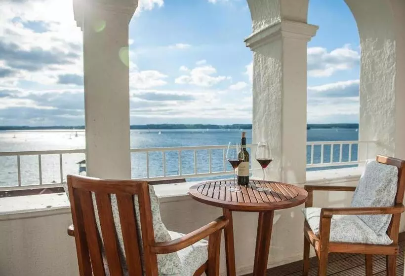 Junior Suite mit Meerblick, Strandhotel Glücksburg