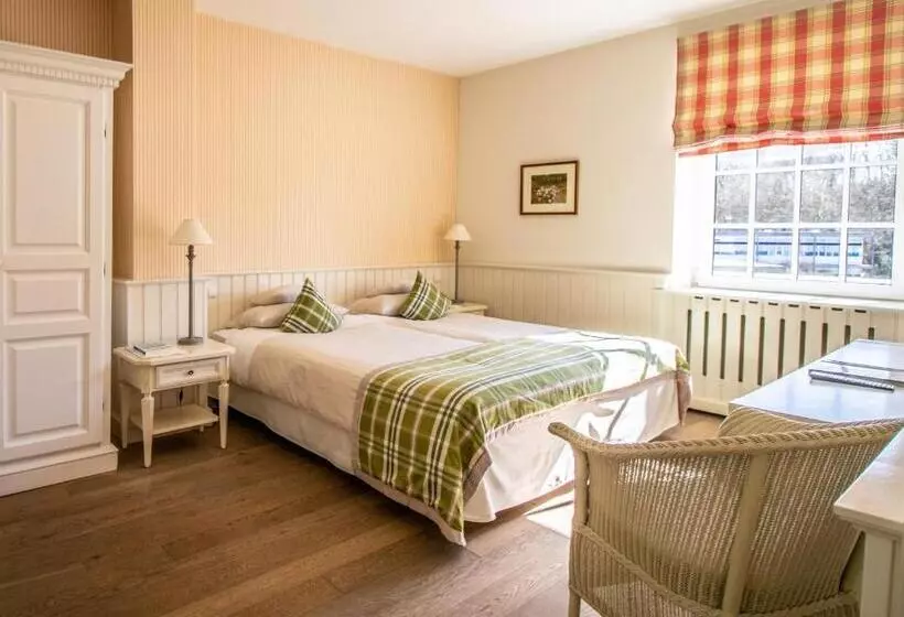 Suite mit Meerblick, Strandhotel Glücksburg
