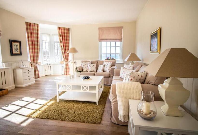 جناح مطلّ علي البحر, Strandhotel Glücksburg