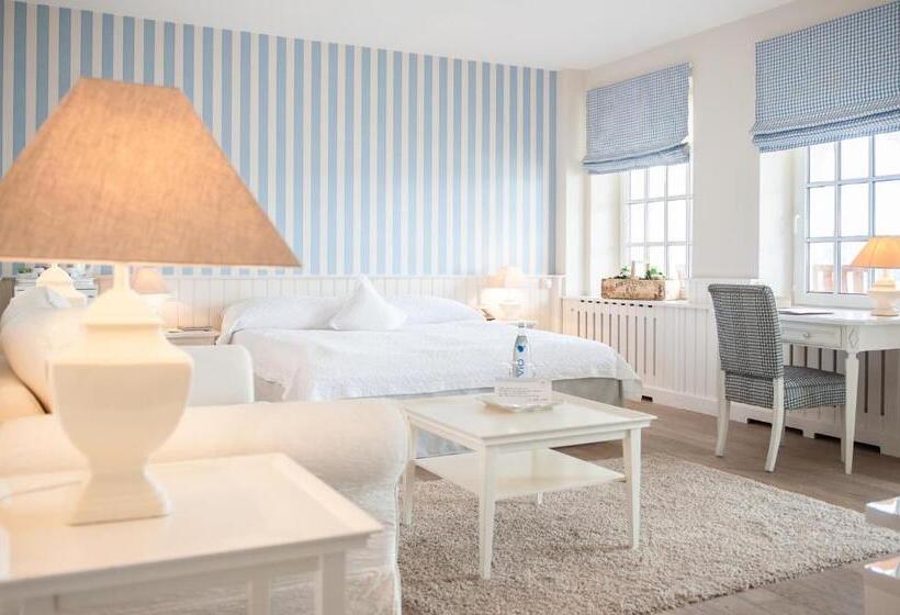 Premiumzimmer mit Meerblick, Strandhotel Glücksburg