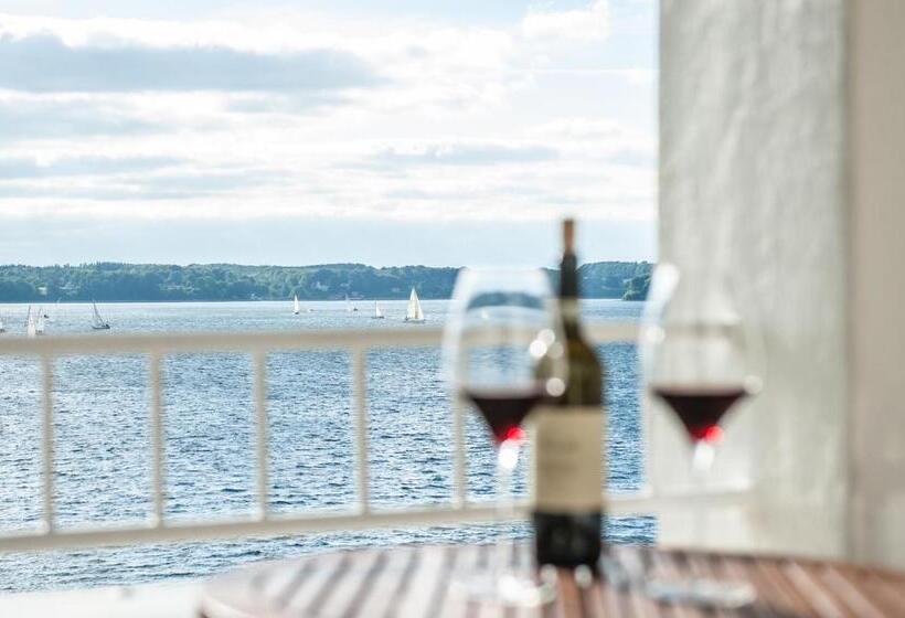 غرفة بريميوم مطلّة علي البحر, Strandhotel Glücksburg