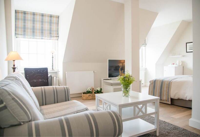 غرفة بريميوم مطلّة علي البحر, Strandhotel Glücksburg