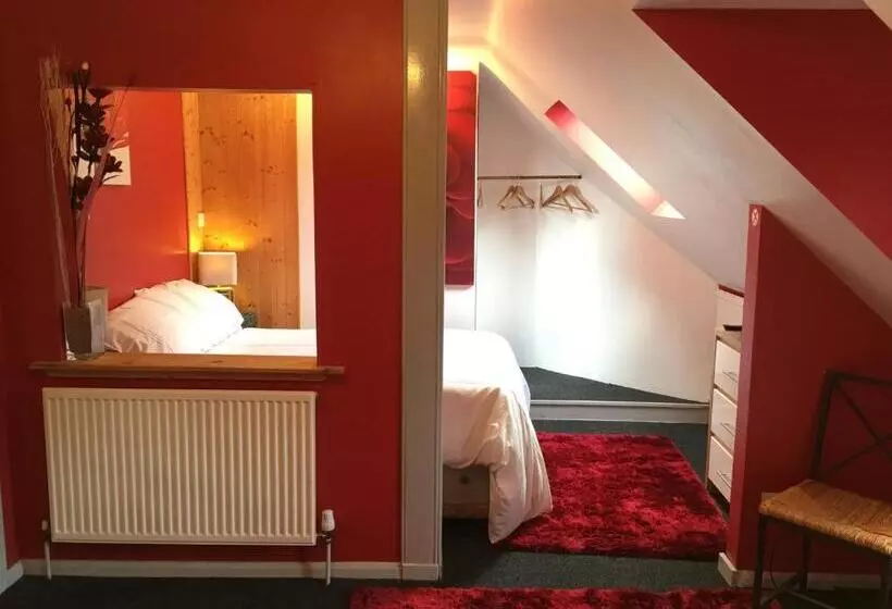 Triple Room Sea View, The Folly