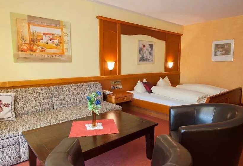 اتاق لوکس با چشم‌انداز باغ, Parkhotel Bad Faulenbach