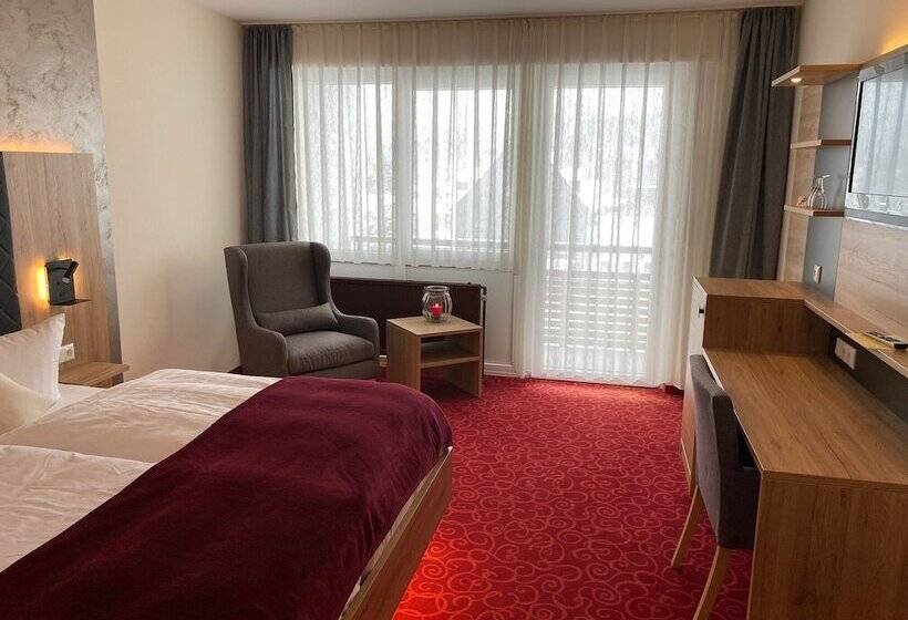 Номер Комфорт Индивидуальный, Gasthof Deutscher Adler Und Hotel Puchtler