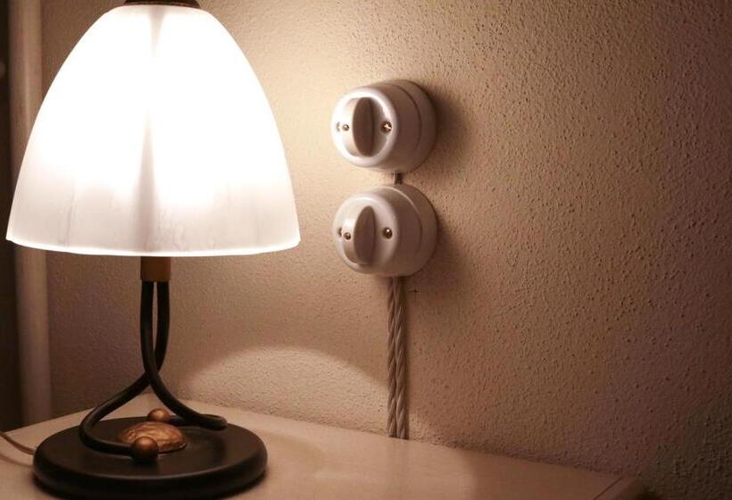 غرفة قياسية, Villa San Michele