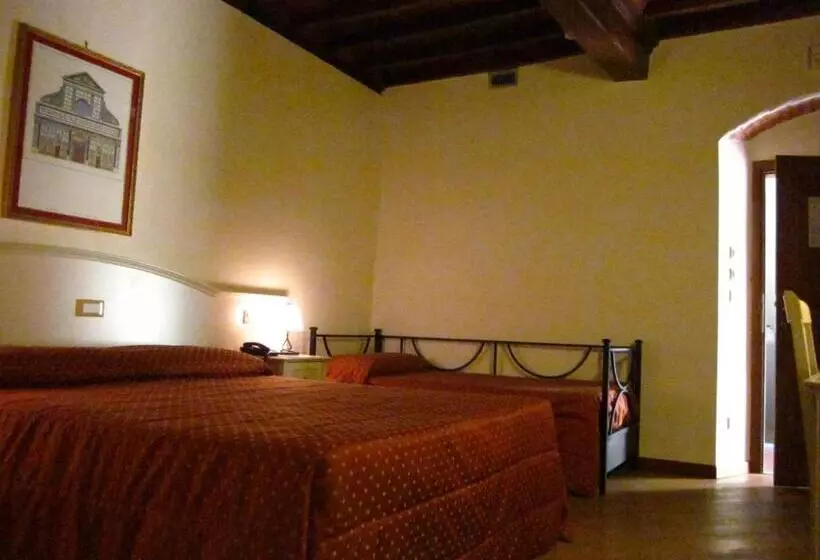 コンフォートトリプルルーム, Villa San Michele