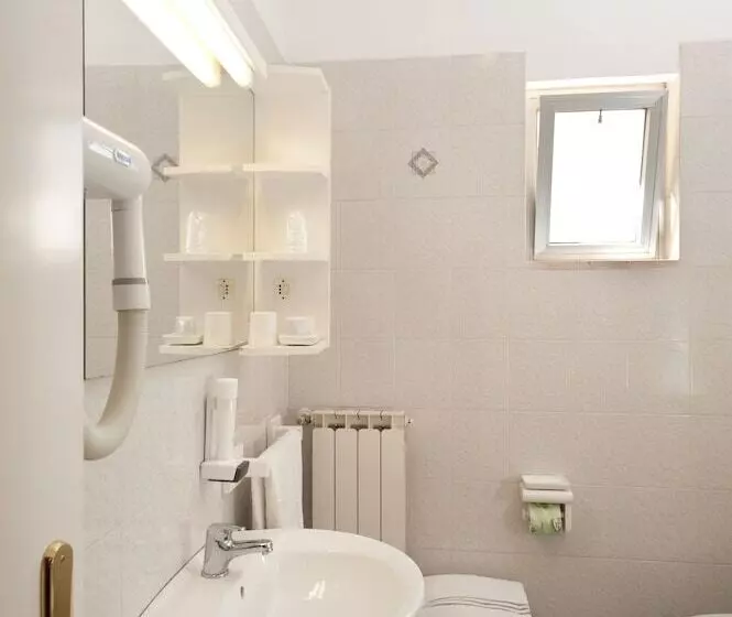 اتاق استاندارد چهار تخته, Vistamare Village