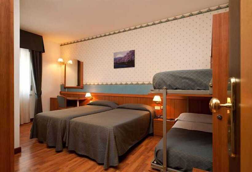 اتاق استاندارد چهار تخته, Vistamare Village