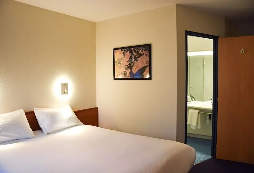 اتاق استاندارد چهار تخته, B&B HOTEL Rodez Bourran