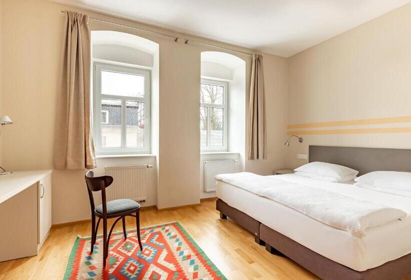 Номер Стандарт, Boutique Hotel Swisshouse