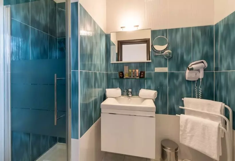 اتاق راحتی, A Casa Di Ma