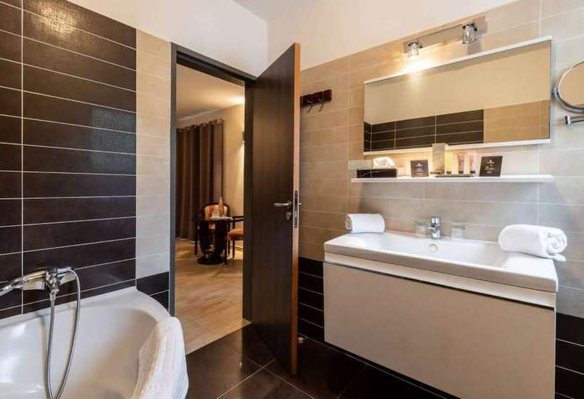 חדר דלוקס, A Casa Di Ma