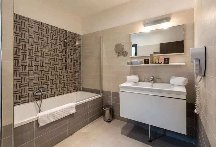 חדר סופריור, A Casa Di Ma