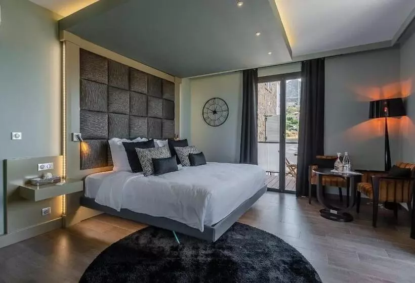 اتاق لوکس, A Casa Di Ma