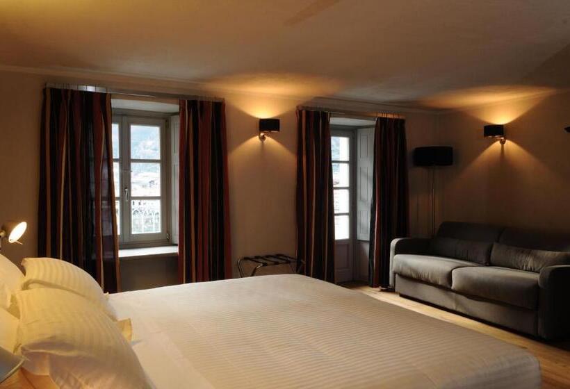 غرفة سوبيريور, Ad Gallias