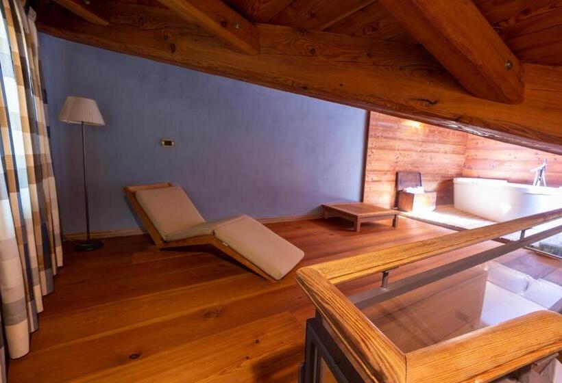 جناح, Ad Gallias