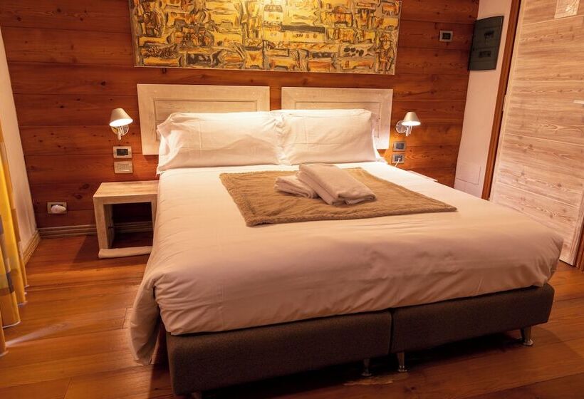 غرفة كومفورت, Ad Gallias