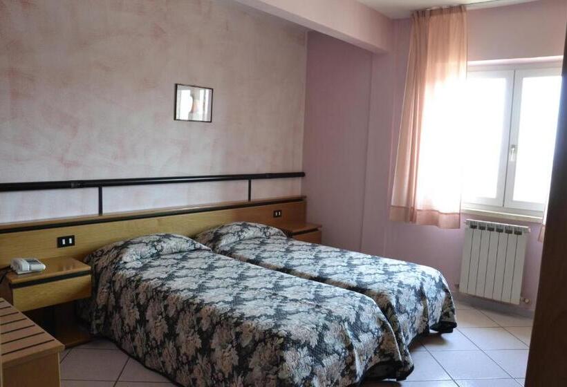 スタンダードシングルルーム, Albergo Di Murlo