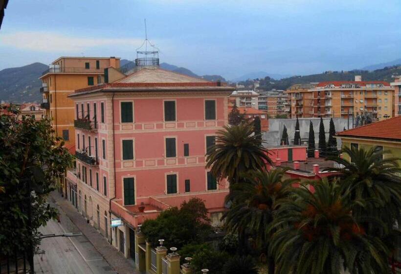 バルコニー付きスタンダードトリプルルーム, Ancora Riviera