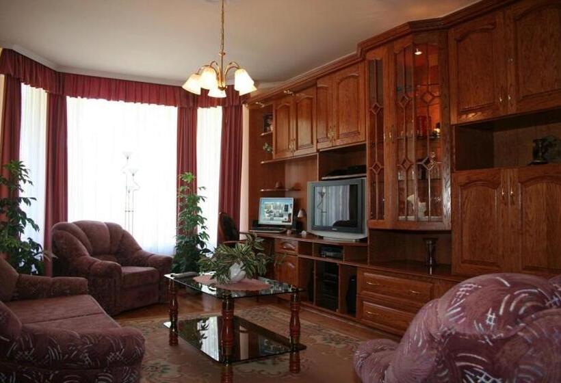 Apartament 2 Sypialnie, Apartman Bella