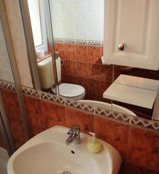 Apartamento 2 Dormitórios, Apartman Bella