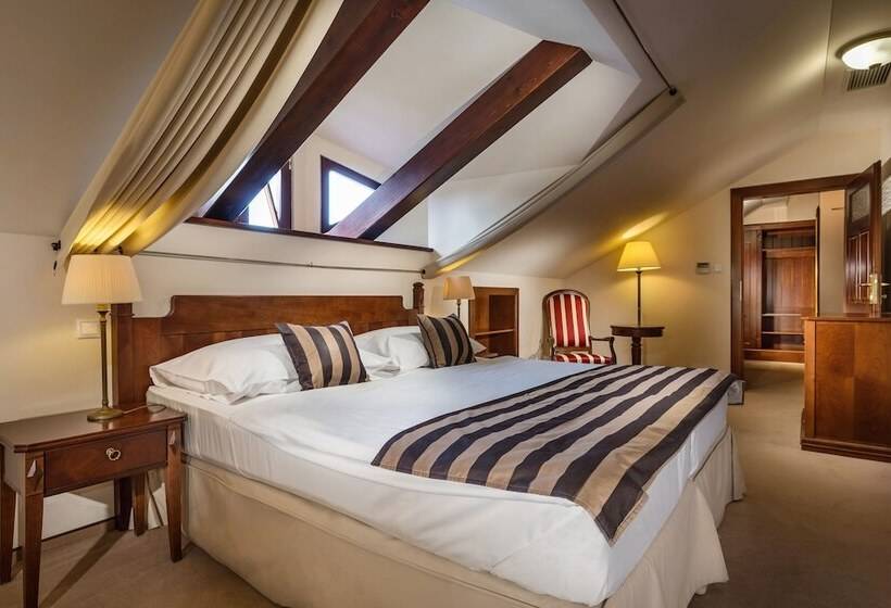 اتاق سوپریور, Bankov Košice