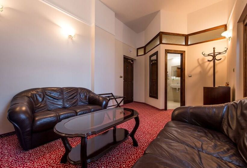 اتاق استاندارد چهار تخته, Bankov Košice