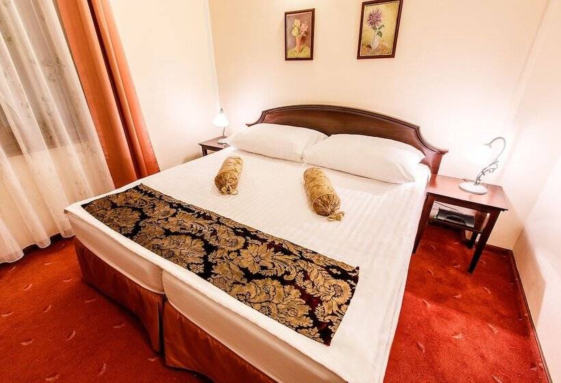 اتاق استاندارد چهار تخته, Bankov Košice