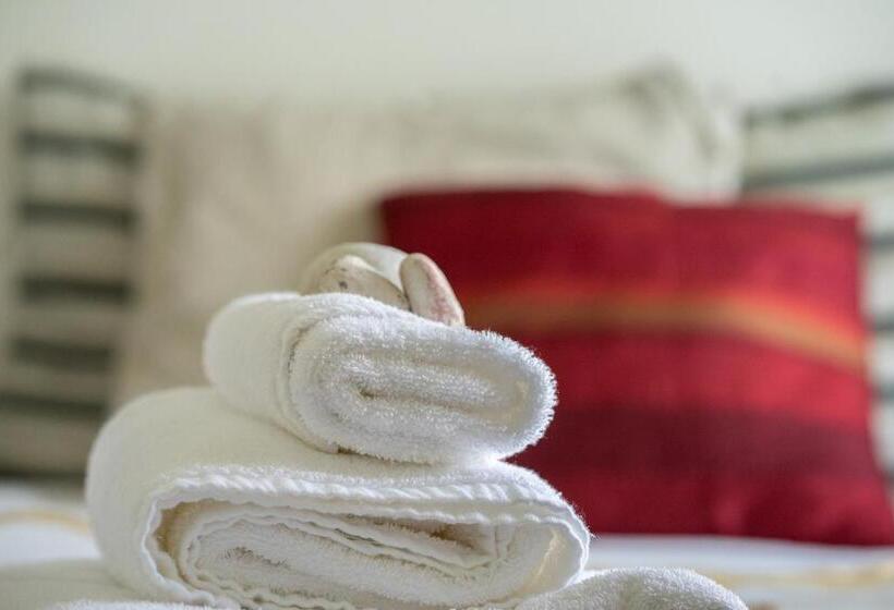 اتاق استاندارد یک نفره, Castel Gandolfo