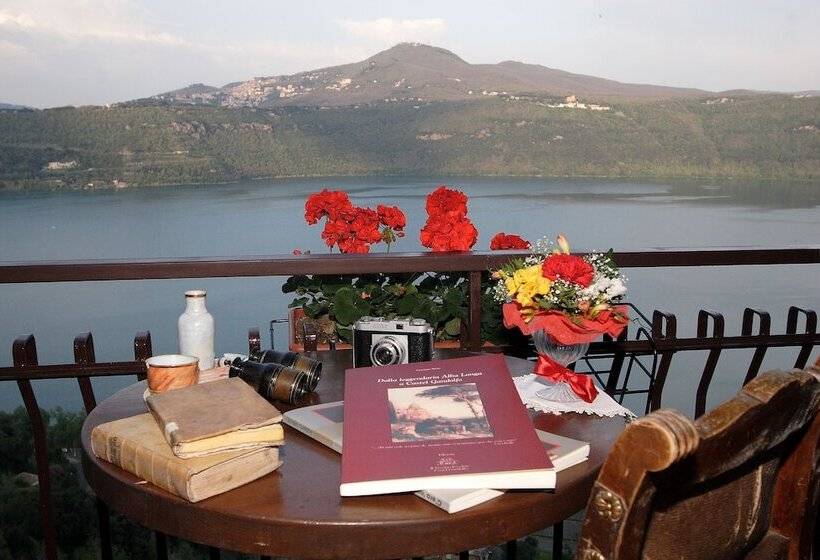 ダブルベッドスタンダードルーム, Castel Gandolfo