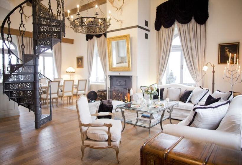 디럭스 스위트, Chateau Mcely