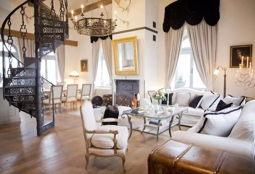 デラックススイート, Chateau Mcely