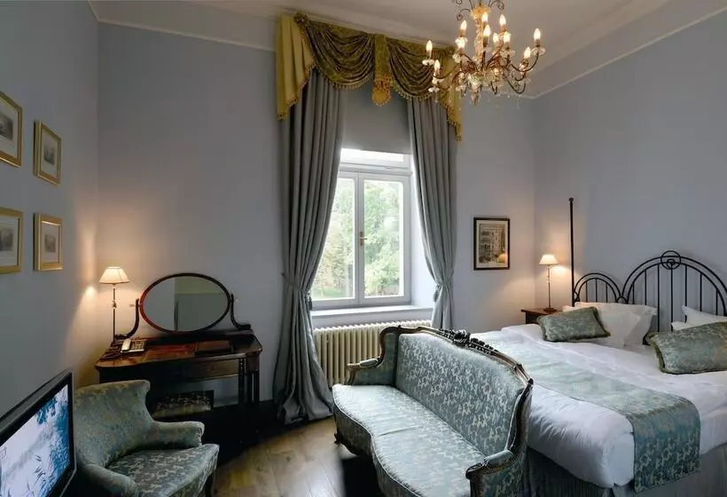 スーペリアールーム, Chateau Mcely